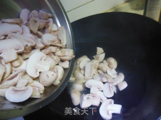 耗油口蘑——简单的美味的做法步骤：5
