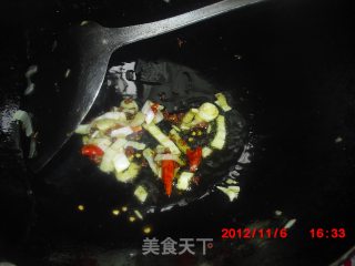 家常炒土豆片的做法步骤：2