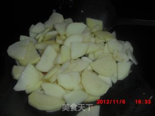 家常炒土豆片的做法步骤：3