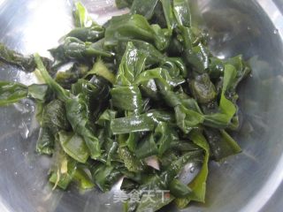 海带结烧土豆片的做法步骤：2