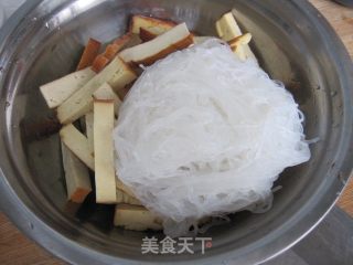 凉拌素鸡粉丝的做法步骤：4