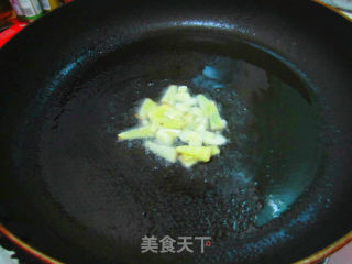 家常菜————芹菜香干炒肉的做法步骤：3