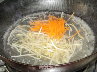 补脑 去火的豆豉桃仁拌三丝的做法步骤：8