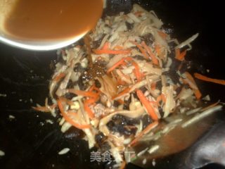 鱼香肉丝的做法步骤：13