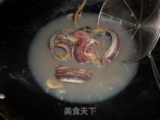 鼓椒炒鳝片的做法步骤：5