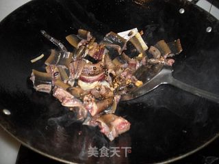 鼓椒炒鳝片的做法步骤：13