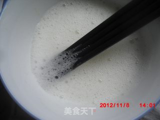 电饭锅版蛋糕的做法步骤：5