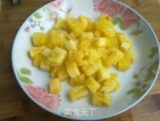 菠萝鸭肉的做法步骤：2