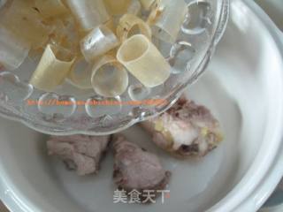 鸡腿炖花胶的做法步骤：7