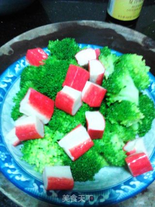 蚝汁蟹柳西兰花的做法步骤：6