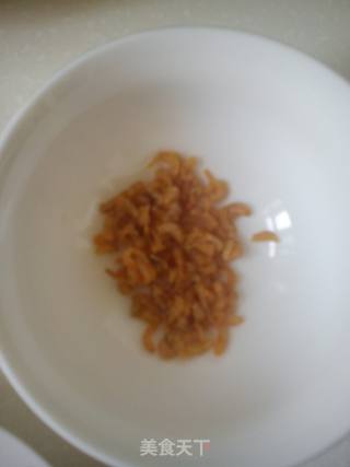 海米炒油麦菜的做法步骤：2