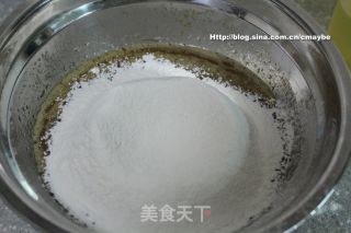 红糖红枣桂圆戚风的做法步骤：5