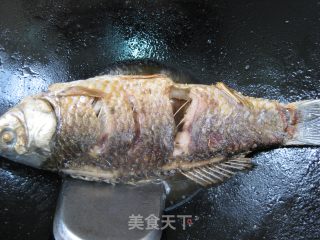 豆瓣鲫鱼的做法步骤：8