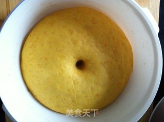 南瓜奶香馒头的做法步骤：2