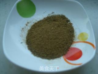 孜然带鱼的做法步骤：1