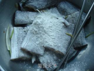 孜然带鱼的做法步骤：3