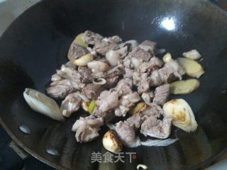 西红柿炖牛腩的做法步骤：8