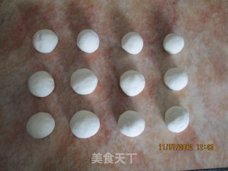 鲜肉包子的做法步骤：7