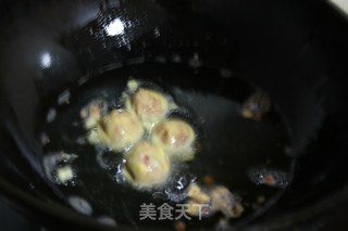 酥炸山楂球的做法步骤：7