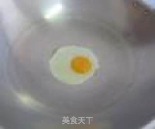 初次尝试【糖心荷包蛋】的做法步骤：2