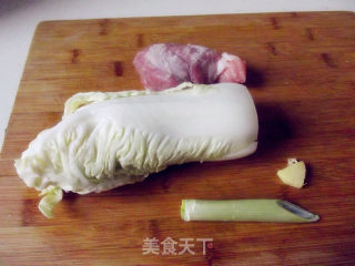白菜肉丝杂粮饸饹面的做法步骤：3