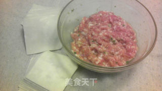 酱油小馄饨的做法步骤：1