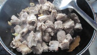 红烧排骨的做法步骤：4