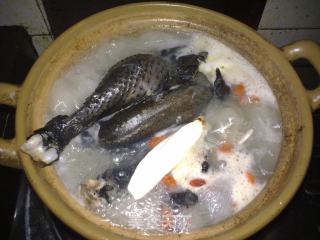 乌鸡汤的做法步骤：6