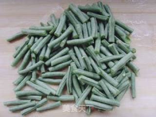 干煸肉末豆角的做法步骤：2