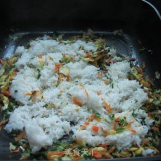 蔬菜炒饭的做法步骤：8