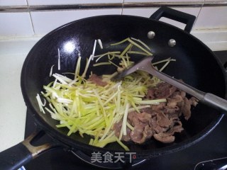 九王炒肉片的做法步骤：5