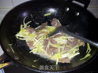 九王炒肉片的做法步骤：6