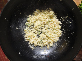 韭菜炒豆渣的做法步骤：5