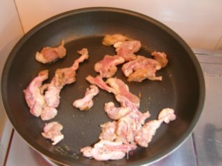 鸭柳烩豆角的做法步骤：5