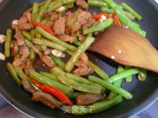 鸭柳烩豆角的做法步骤：8