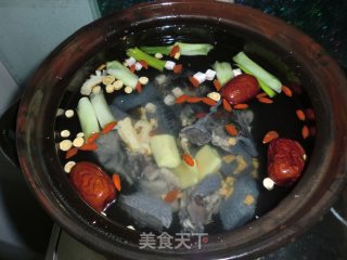 乌鸡汤的做法步骤：5