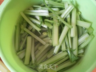 家常烤鱼（不用烤箱做出美味烤鱼~~~）的做法步骤：4
