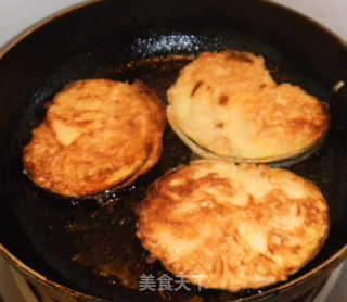 香煎茄饼的做法步骤：7