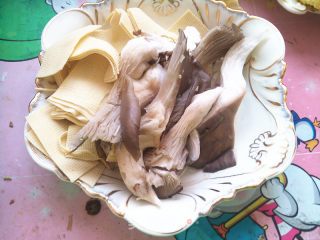 终极下饭菜----麻辣香锅的做法步骤：5