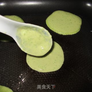 豆浆机创意食谱----营养绿色煎饼的做法步骤：6