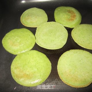 豆浆机创意食谱----营养绿色煎饼的做法步骤：8