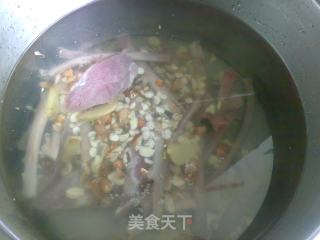 莲子芡实汤的做法步骤：4