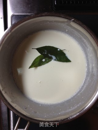 自製奶油白醬－－冬天裡的白雪飄香【傳統的奶白醬】減奶油新鮮嚐的做法步骤：22