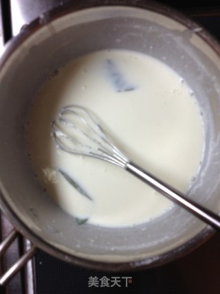 自製奶油白醬－－冬天裡的白雪飄香【傳統的奶白醬】減奶油新鮮嚐的做法步骤：23