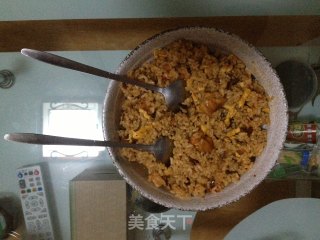 鱼香骨肉相连蛋炒饭的做法步骤：11