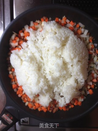 臘蝦蔬奶白醬焗飯－－冬天裡的白雪飄香【傳統的焗烤】新鮮嚐的做法步骤：12