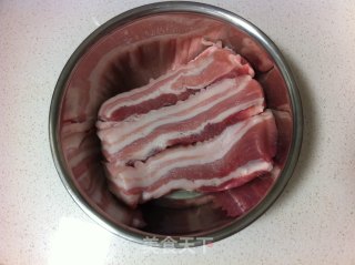 砂锅酸菜白肉的做法步骤：1