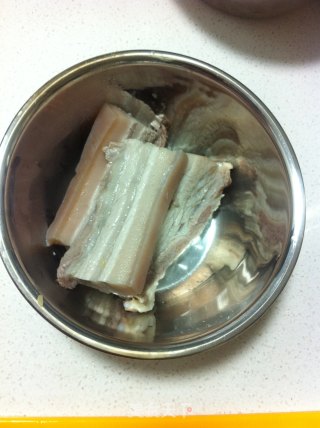 砂锅酸菜白肉的做法步骤：7