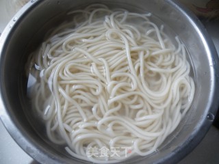 百吃不厌------雪菜肉丝面的做法步骤：9
