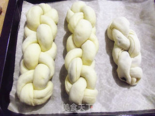 豆沙辫子面包—（４股）简单易操作的做法步骤：12